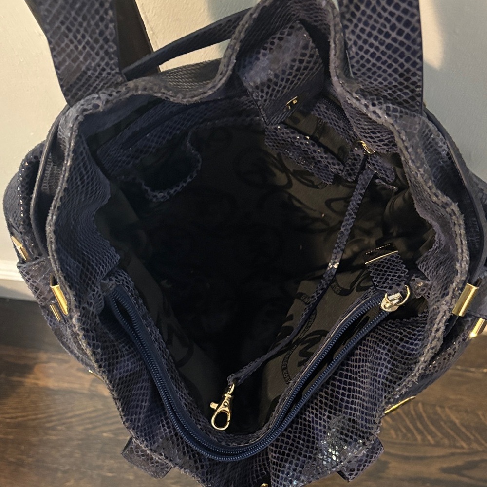 Michael Kors Vintage Black & Blue Handbag - Picture 5 of 11